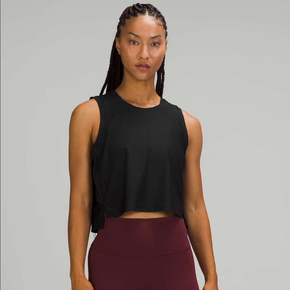 Lululemon Mesh Back Cropped Train Tanktop